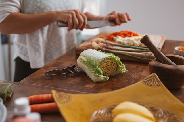 Cooking School: Nourishing the Mind and Palate for Successful Dissertation Writing